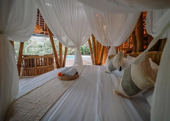Makerti Bali - Sanctuary Bamboo House Selat