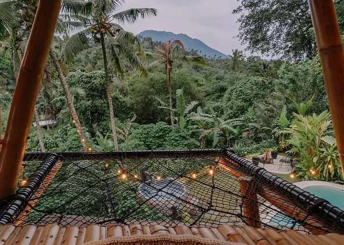 فيلة Makerti Bali - Sanctuary Bamboo House Selat