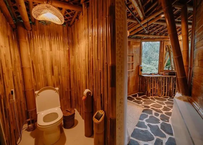 Makerti Bali - Sanctuary Bamboo House فيلة Selat