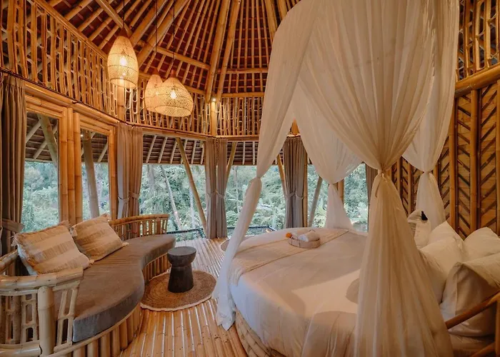 Makerti Bali - Sanctuary Bamboo House *