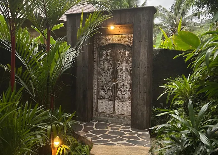فيلة Makerti Bali - Sanctuary Bamboo House *